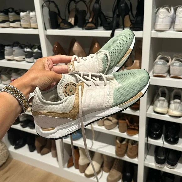 Men’s New Balance sneaker - Picture 1 of 6